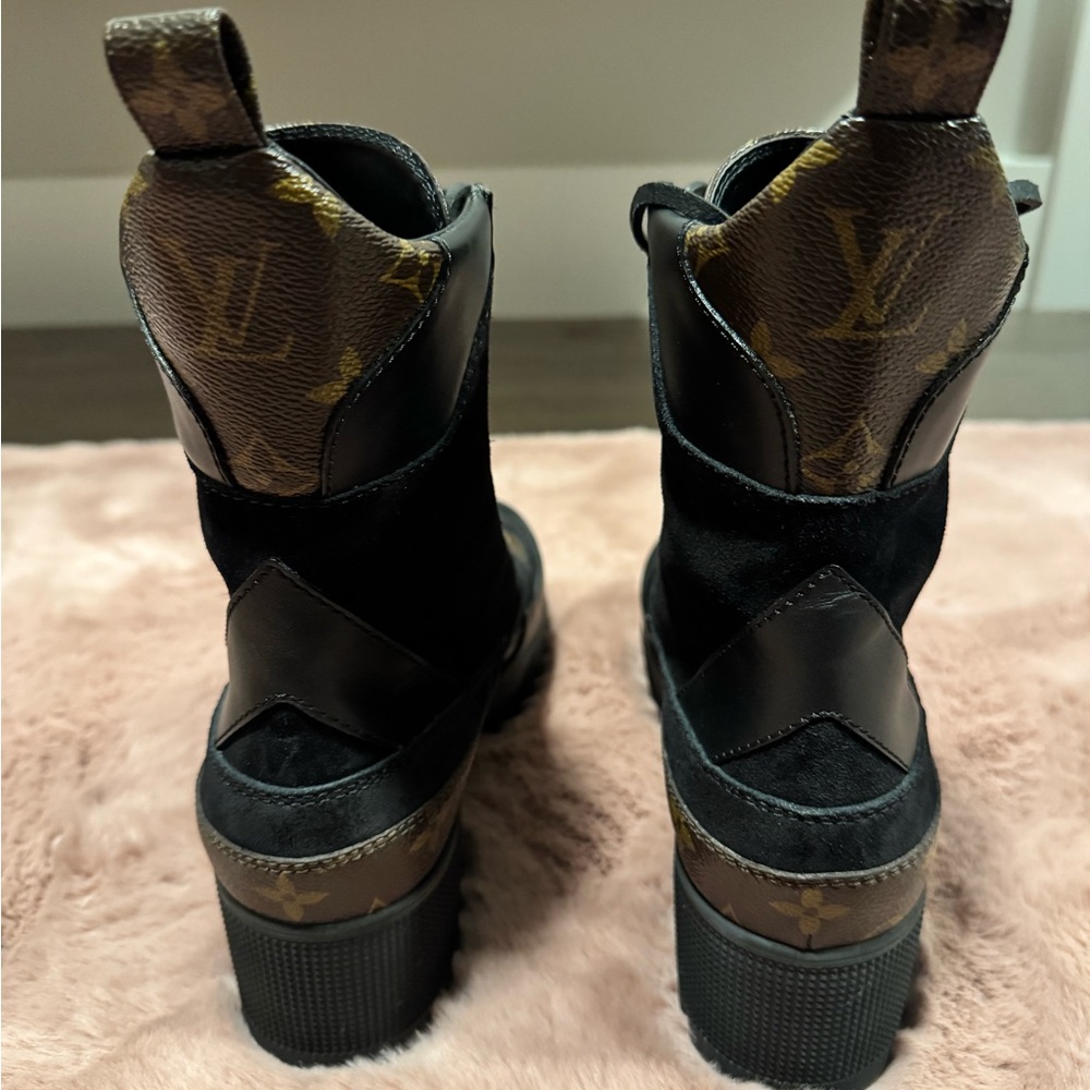 Louis Vuitton Black Combat Moto Boots with Chunky Sole - Picture 5 of 5